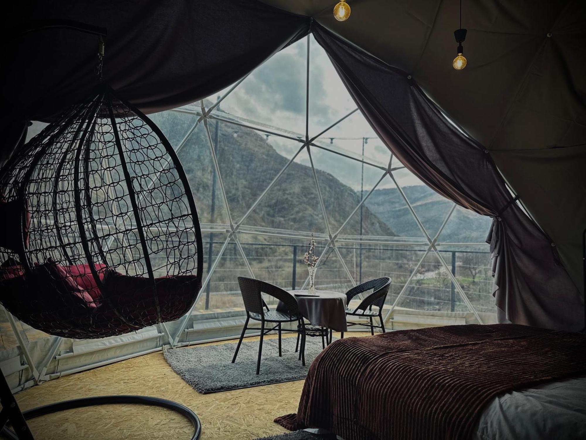 Vardzia Glamping Exteriör bild