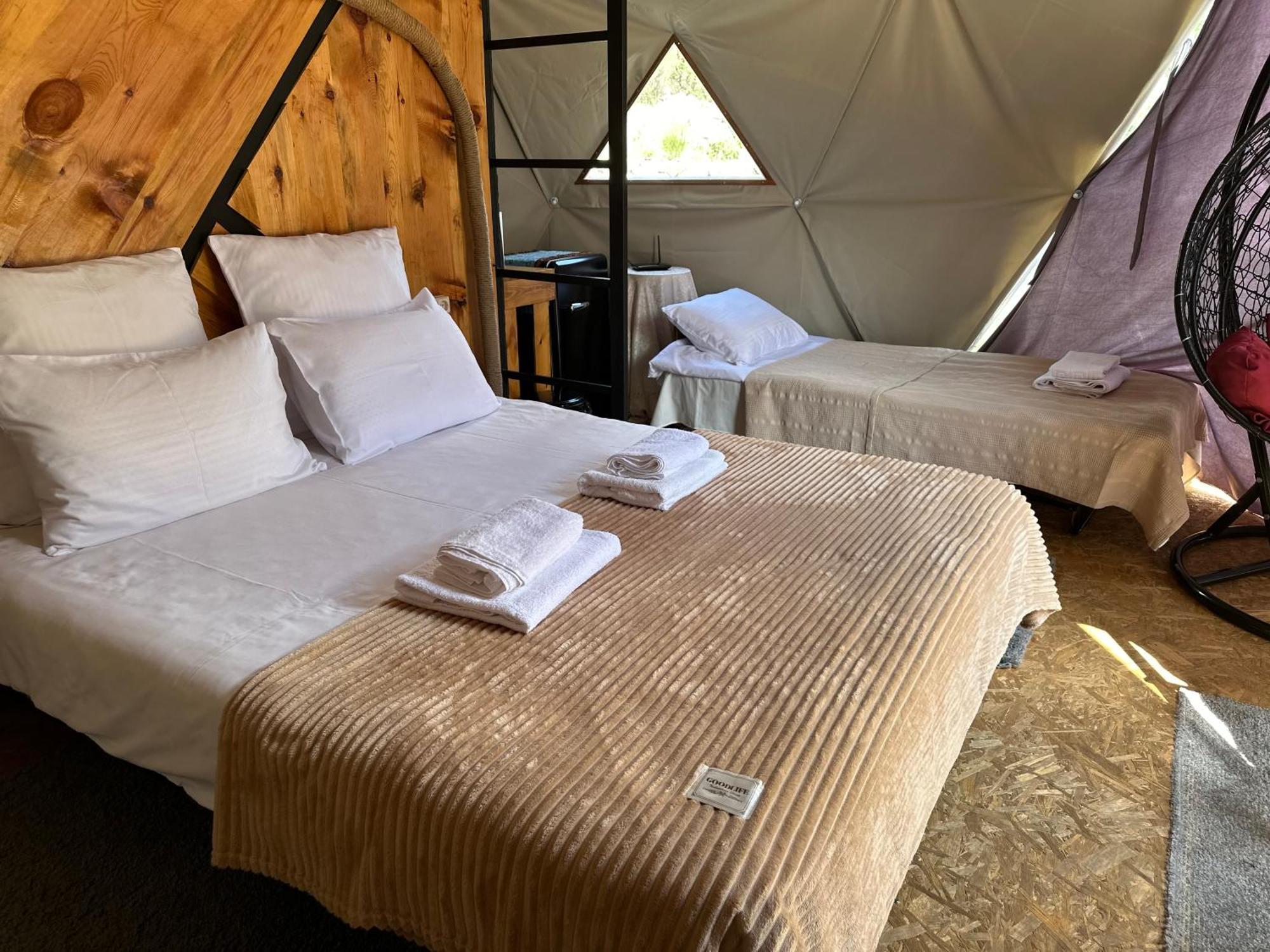 Vardzia Glamping Exteriör bild