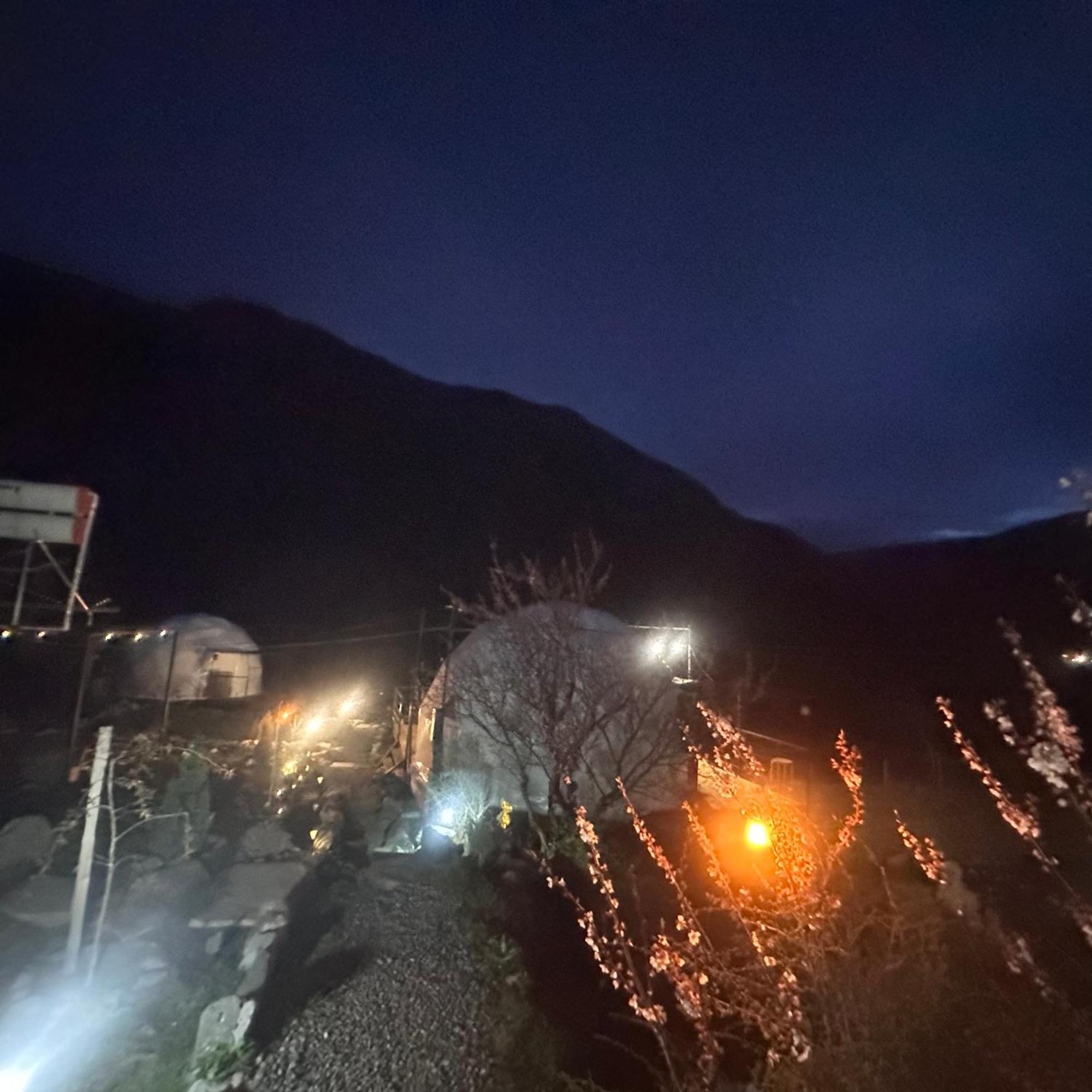 Vardzia Glamping Exteriör bild