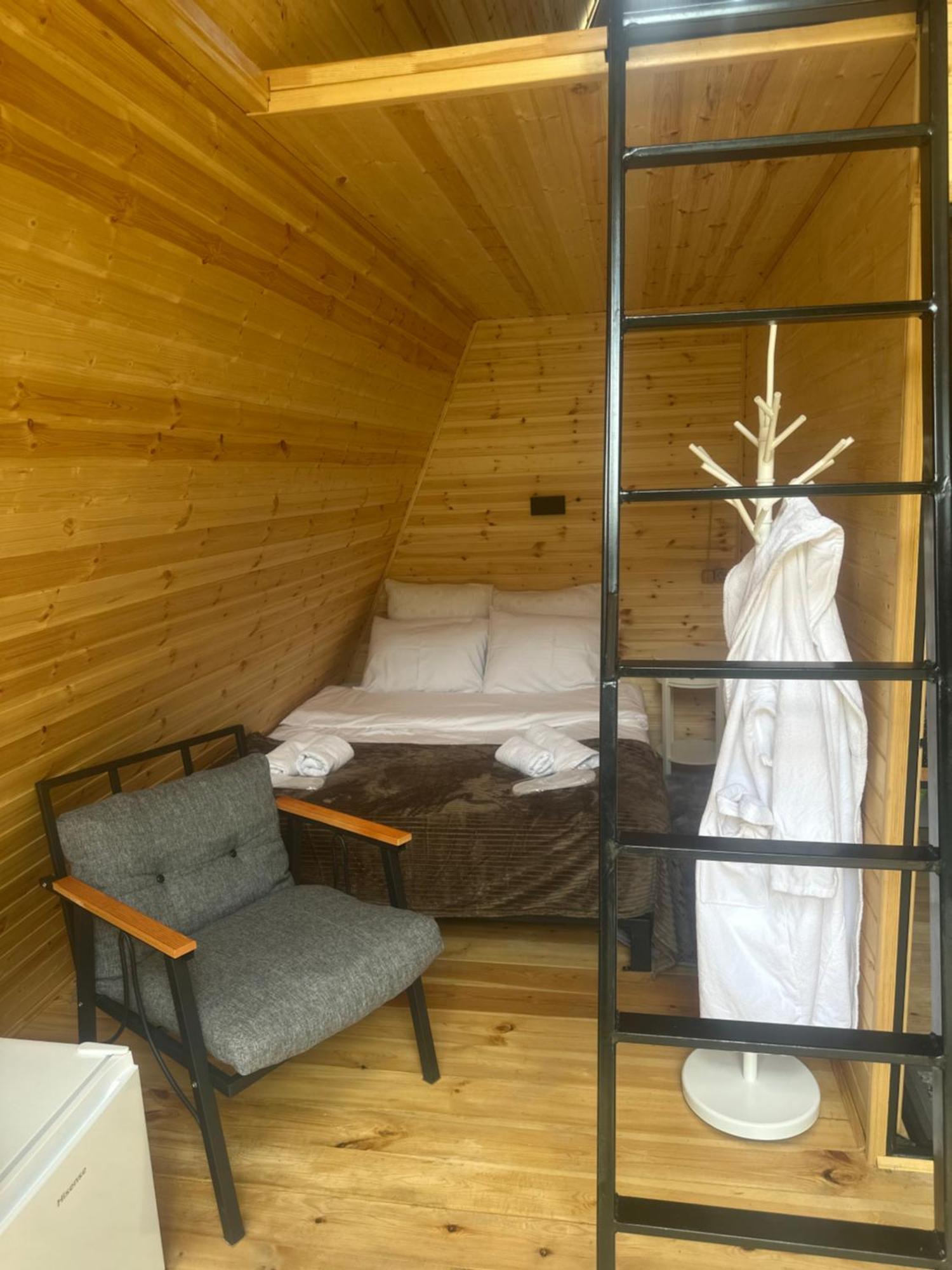 Vardzia Glamping Exteriör bild